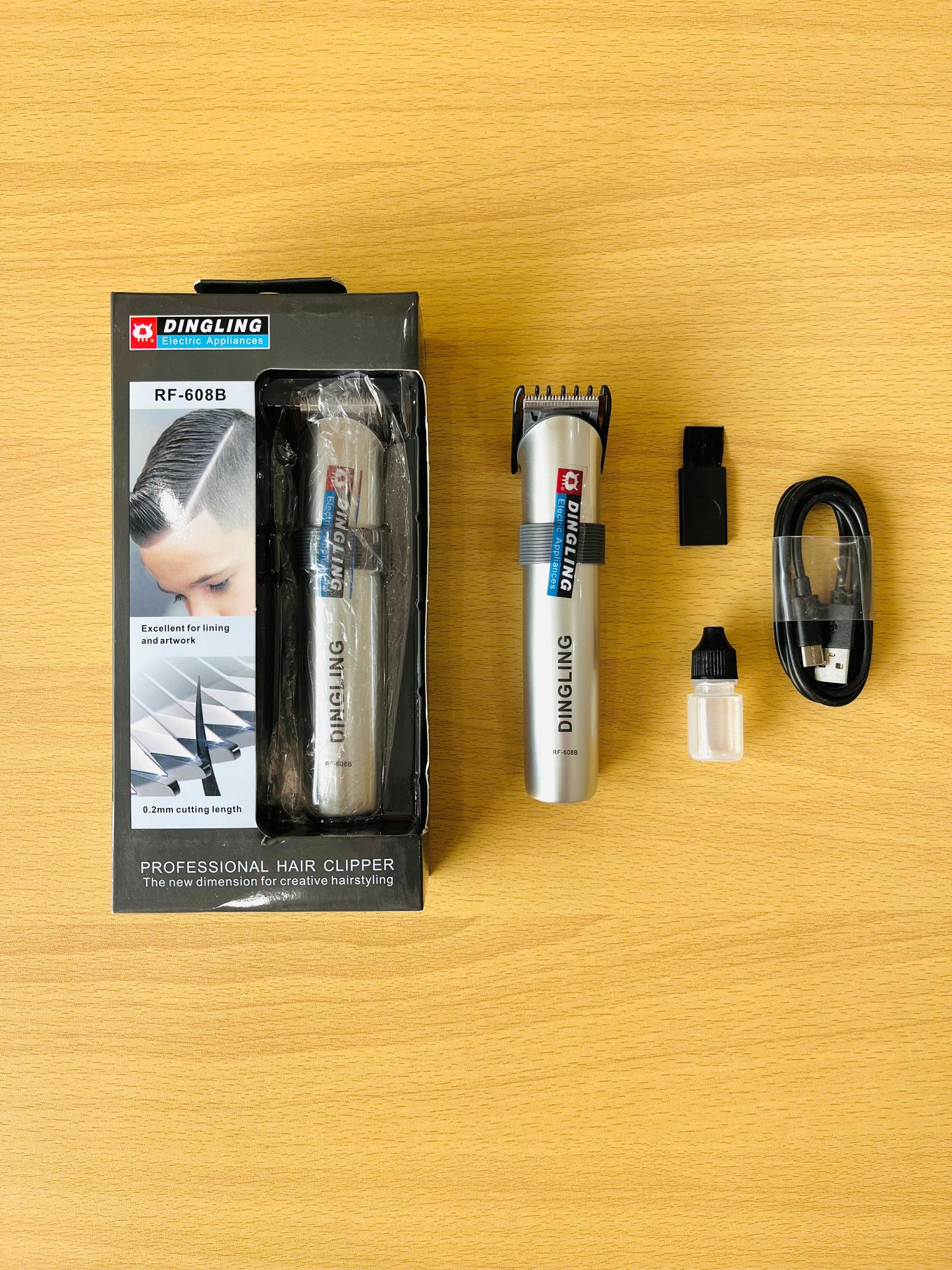 Dingling RF-608B Professional Hair Clipper – Precision Cutting for Salon-Style Grooming at Home ✂️✨