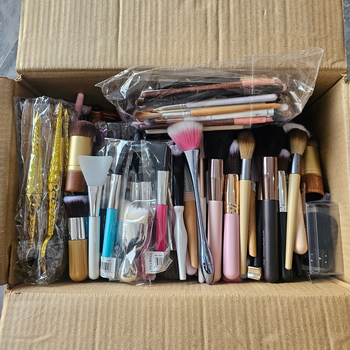 Bulk Makeup Brushes at Affordable Prices – Professional & Wholesale