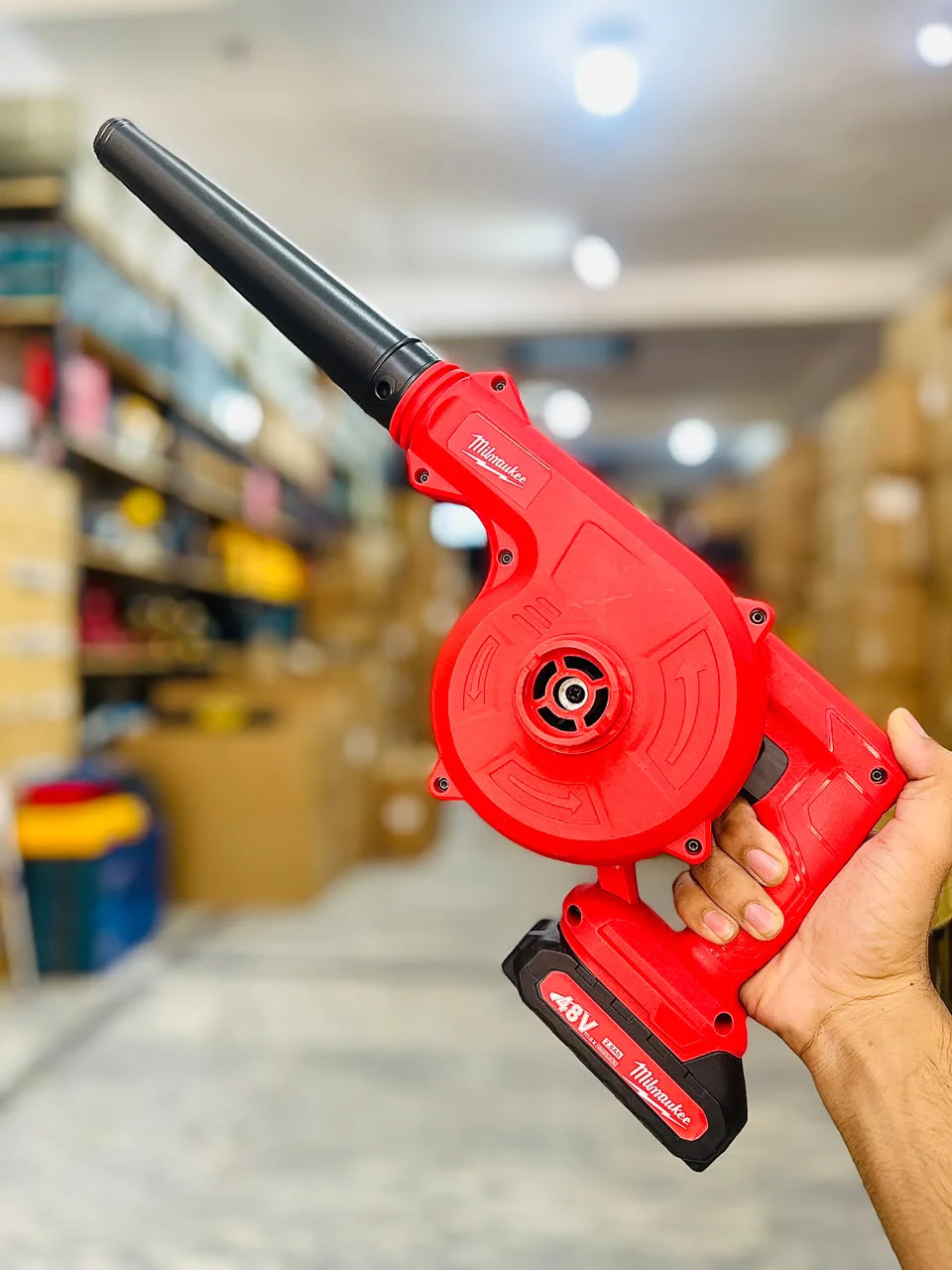 Milwaukee 48 v Cordless Air Blower – Dual Battery Dust Cleaning Kit