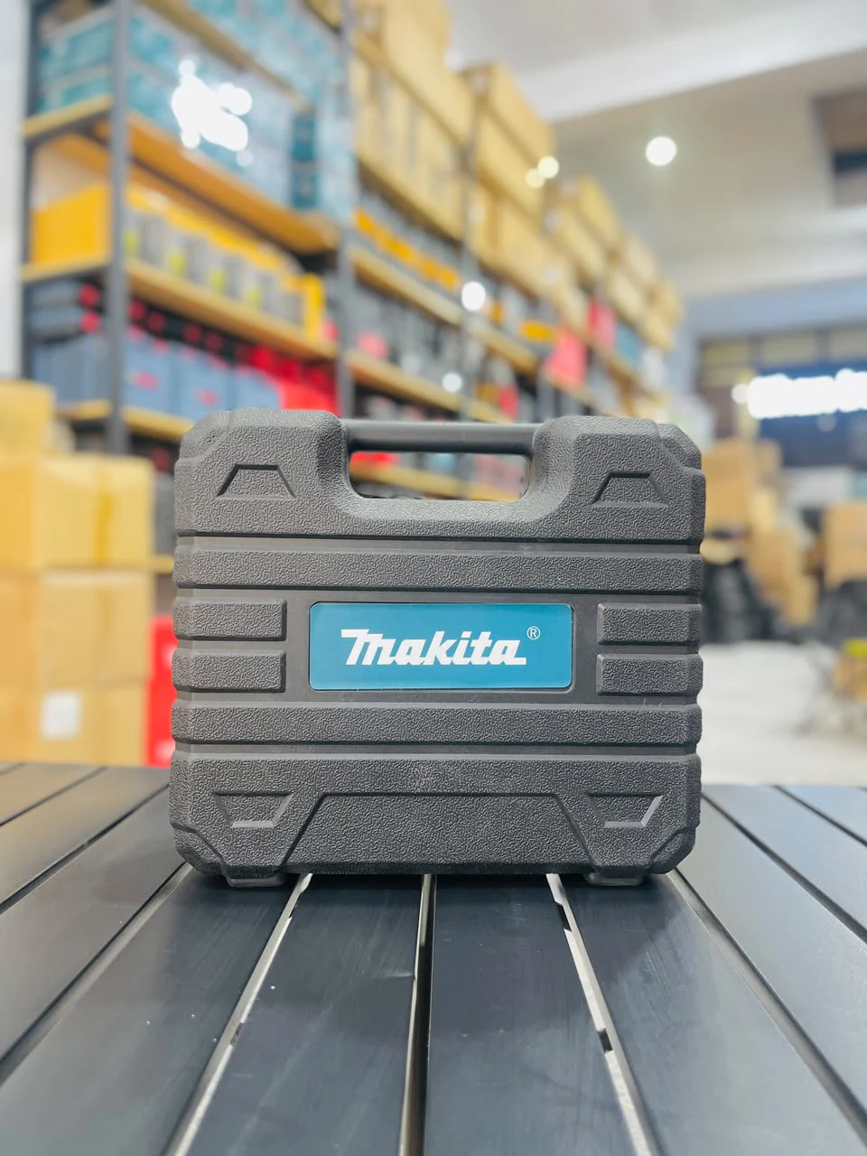 Makita Cordless Mini Angle Grinder – Brushless Dual Battery Cutting Kit