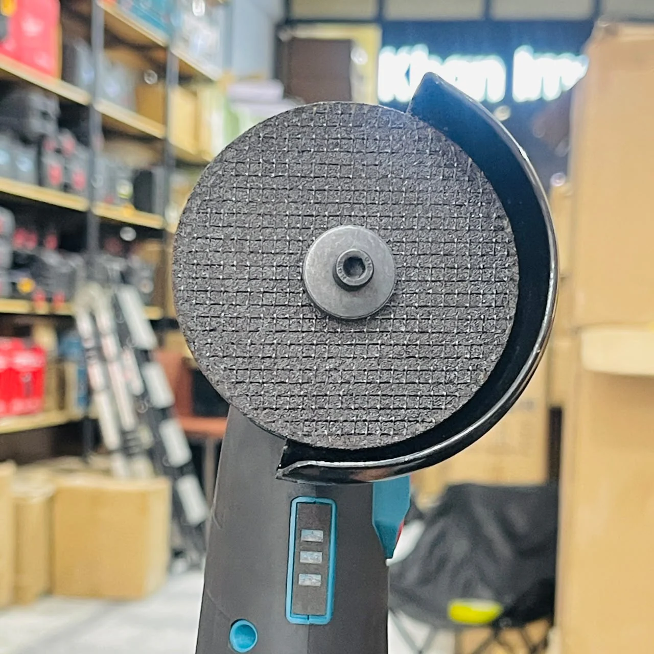 Makita Cordless Mini Angle Grinder – Brushless Dual Battery Cutting Kit