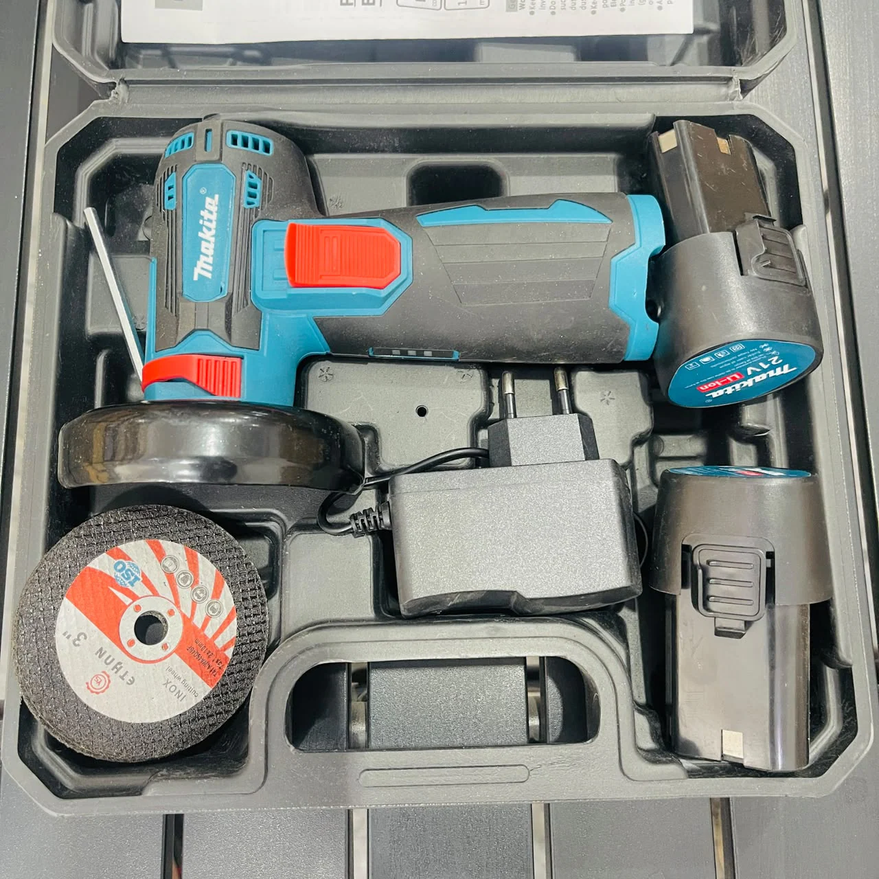 Makita Cordless Mini Angle Grinder – Brushless Dual Battery Cutting Kit