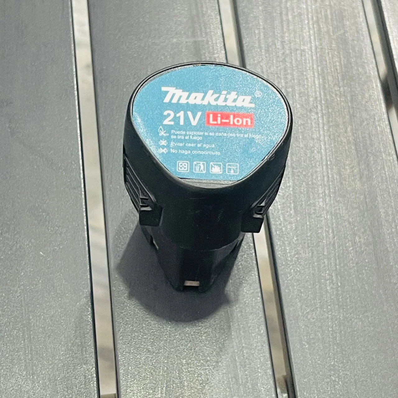 Makita Cordless Mini Angle Grinder – Brushless Dual Battery Cutting Kit