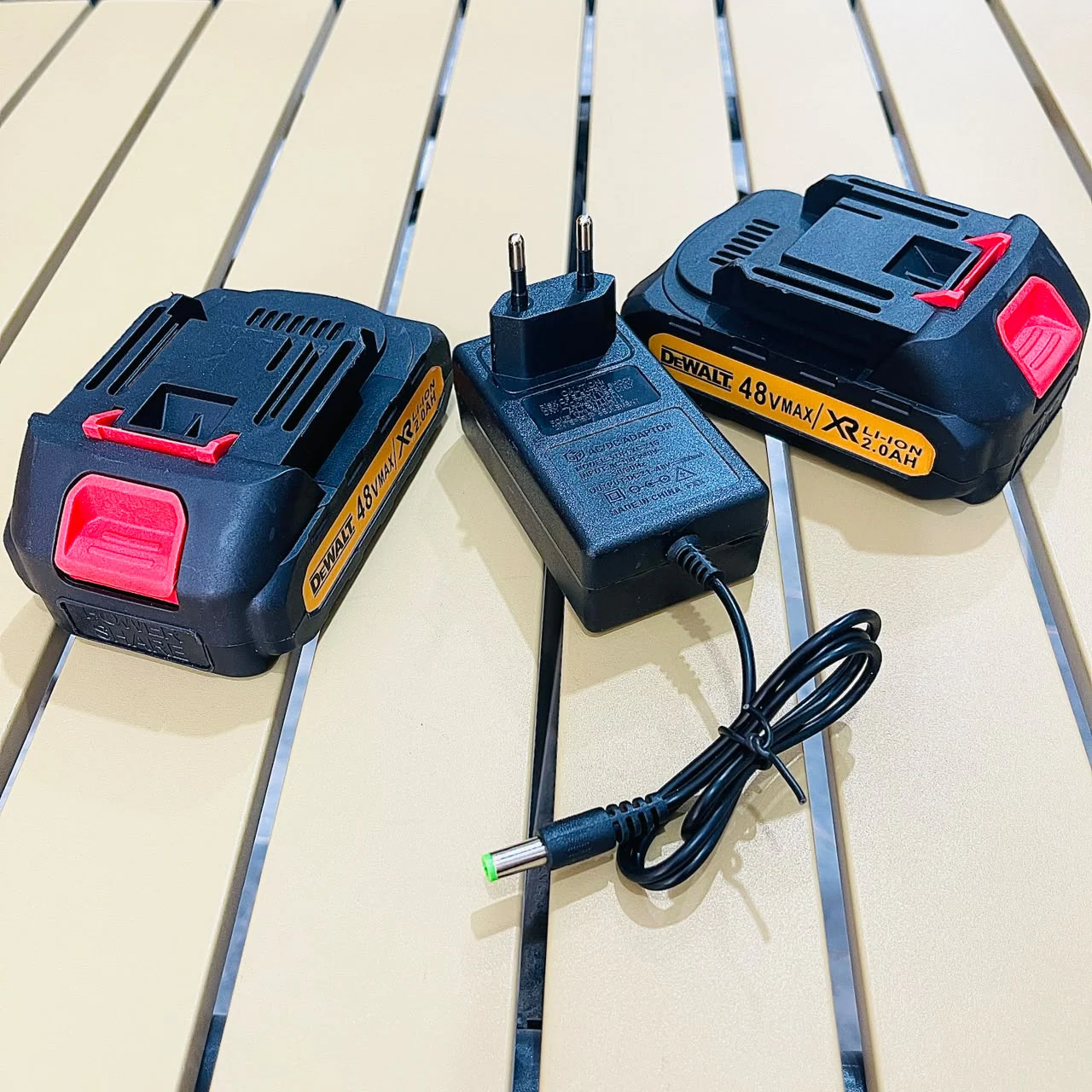 DeWalt 48v Cordless Air Blower – Dual Battery Dust Cleaning Kit