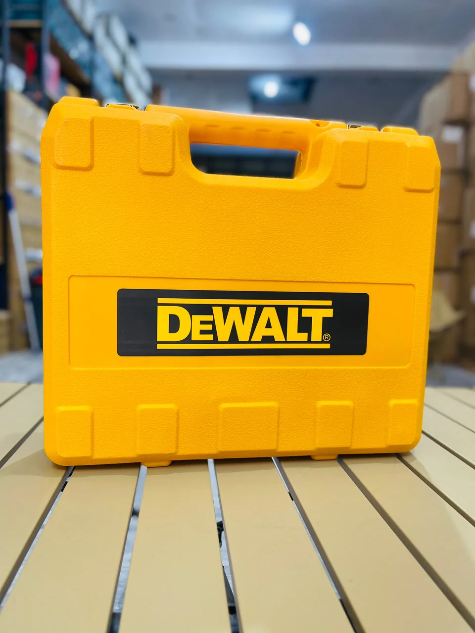 DeWalt Brushless Hammer Drill – Dual Battery DIY Tool Kit